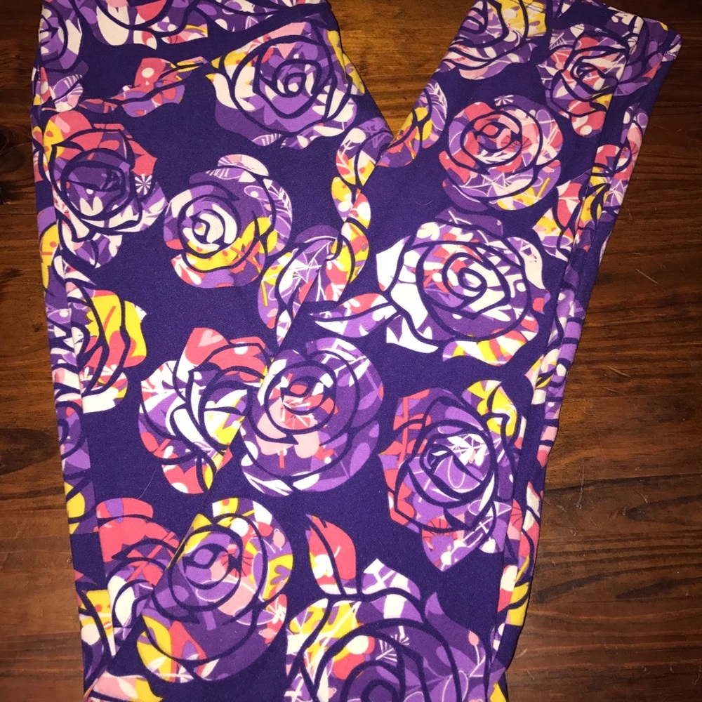 EUC Disney Roses "Unicorn" Leggings